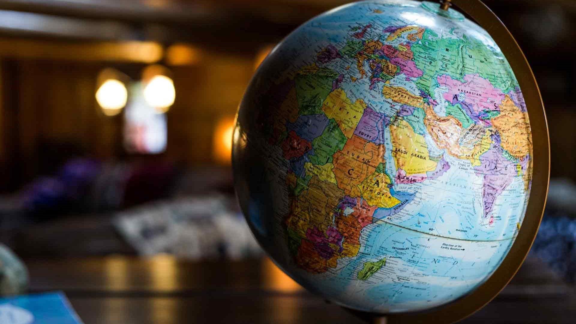 Série mondiale de webinaires « Around the World in 90 Minutes »