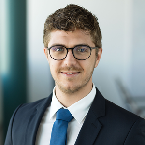 Dr. Maximilian  Kosich