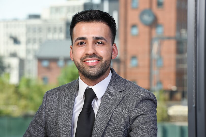 Ayaz  Khoda