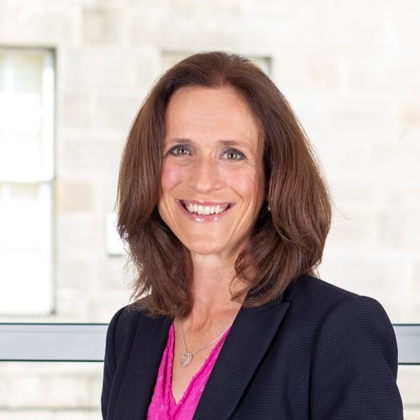 Vikki  Melville